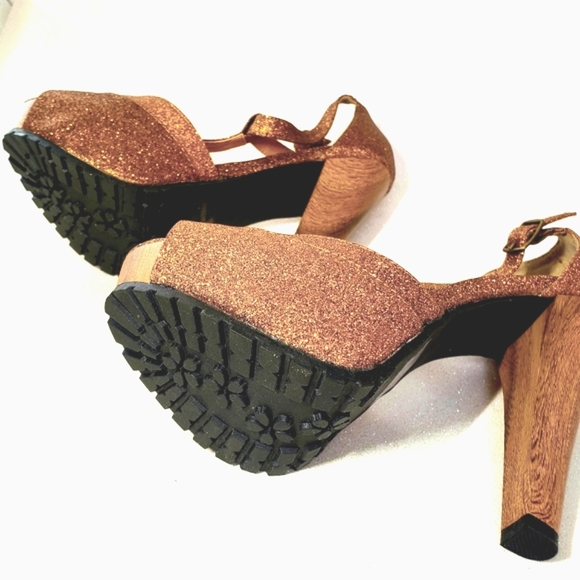 QUPID Sparkle Bronze Peep Toe Platform Thick Stilettos with T-Strap Sz 8.5 - Picture 4 of 10